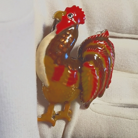 Rooster Brooch - Picture 6 of 14